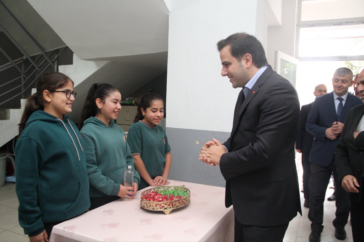 kulakaym's tweet photo. Programa; Kaymakamımız Sayın Talha Altuntaş, ilçe protokolü, öğretmenler ve öğrenciler katıldı. https://t.co/gOffI3OrFm