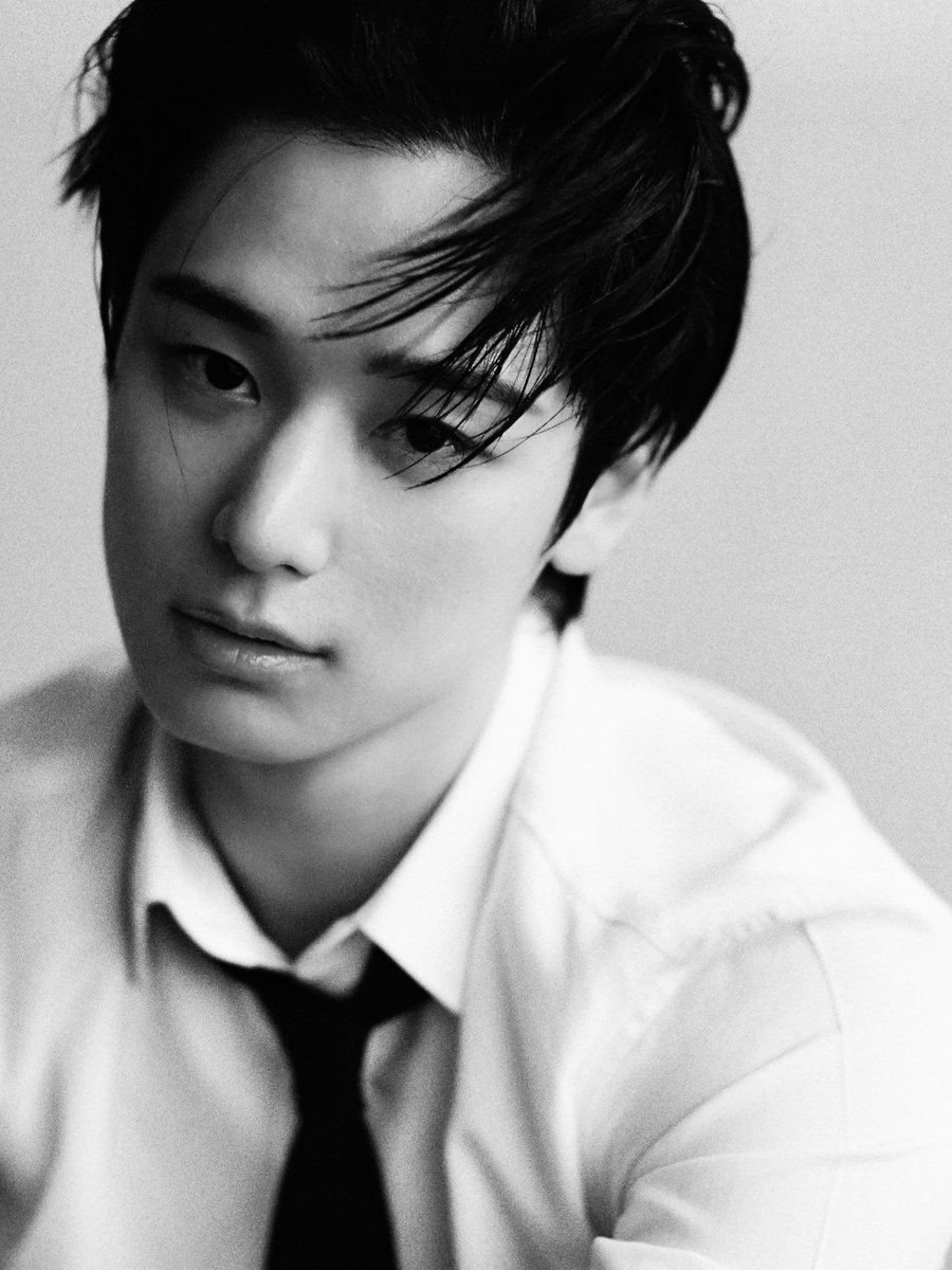 jjuyeonw's tweet photo. Can you read my mind through these eyes? https://t.co/SlYFMD17lu