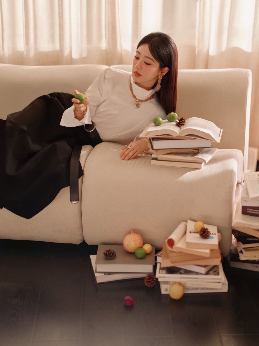 yangzithailand's tweet photo. 290926 | Yang Zi Studio weibo update

สตูแชร์ภาพนิ่งของบอสจื่อคนสวย💜

#หยางจื่อ #YangZi #杨紫 https://t.co/yBkOYfXb68
