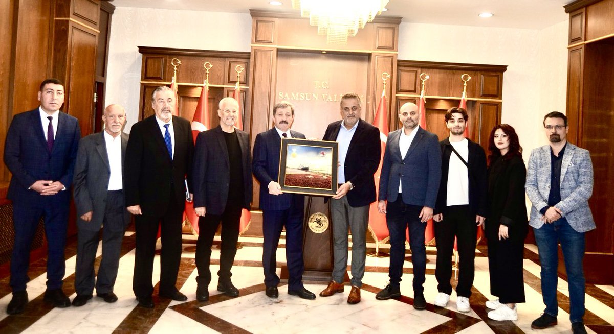 Yenercabbar's tweet photo. 📌 Samsun’da sessiz ama dev bir dönüşüm yaşanıyor! 🚀
👉Yeni OSB, Çarşamba OSB, Gıda OSB ve ilçelerdeki OSB’lerde onlarca fabrika üretime başladı. Yenileri ise peş peşe açılıyor.
🔥Dün Samsun Valisi Sayın  @orhantavli_  ile saatlerce sahadaydık. Gezmekle bitiremedik! Sırada ilçeler var.
Samsun’un sanayide nereye doğru ilerlediğini yakından gördük.
💥Hepsini, hedefleri yeni yatırımları gelişmeleri @HedefHALK ’ta anlatacağız.Samsun’un yükselişini  takip edin. 🔥@RTErdogan @mehmedmus
