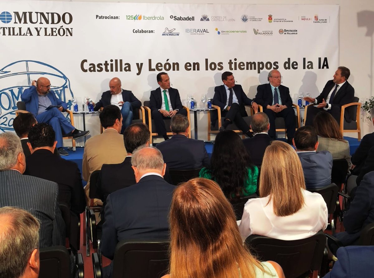 proconsi's tweet photo. Tomás Castro ha advertido sobre aspectos como el coste, la velocidad a la que se multiplica el uso de la #IA y la dificultad de controlar todo lo que hace y genera. Por ello, considera imprescindible mantener siempre supervisión humana.

#SomosCYL https://t.co/o8xUFN5xQ0