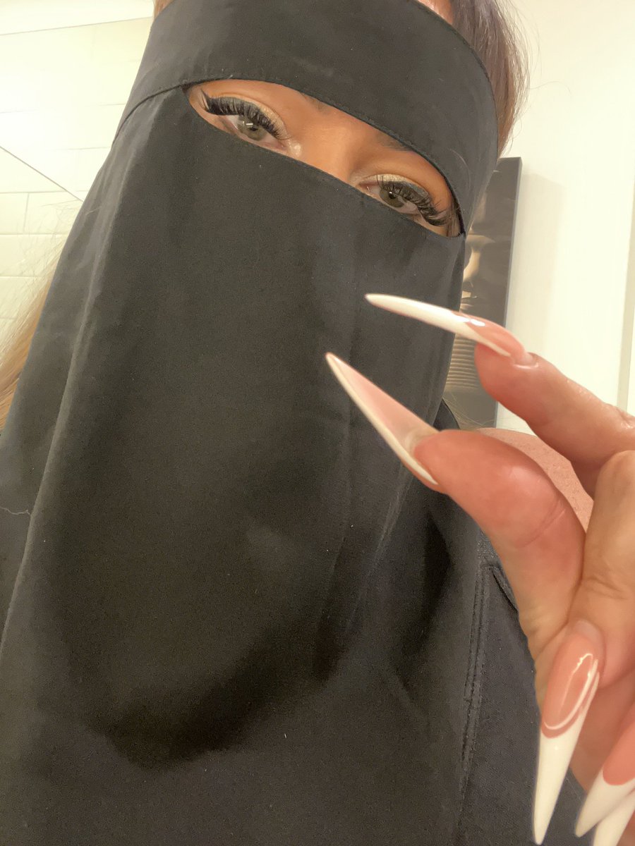 blasph_my08's tweet photo. 🕌🧕🏻 alhamdulillah 💚🤲🏻 📿

@_islamunmasked @kafrmoshaf @satan_paradise_  @Namazi_momina 
@Misbah__chinaal @Alimaxy786
@MazhabiU8666 @_islamunmasked 

#muslimah #alima #islamic #mazhabi #deeni #beti #queen  #hijabi #mazhabi https://t.co/jGoWIVWuvE