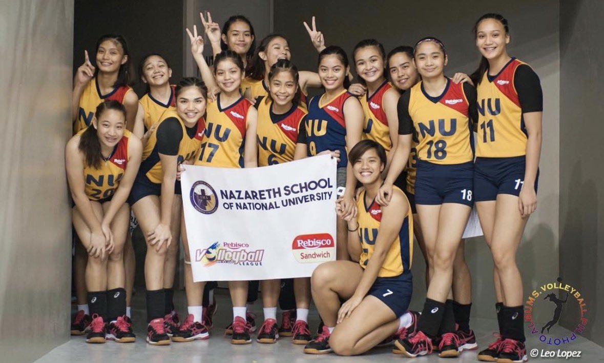 roh__yuna's tweet photo. ✨parang ganito ba?✨

objectively speaking, this was the best high school volleyball team ever produced. indeed, the history is just repeating itself https://t.co/Ftq5lLoato