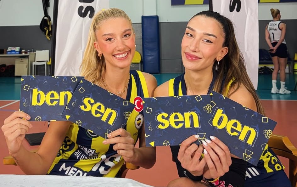 gibbybaris's tweet photo. 🟡🔵 Arelya Karasoy &amp; Hande Baladın https://t.co/6dHuKhyNYh