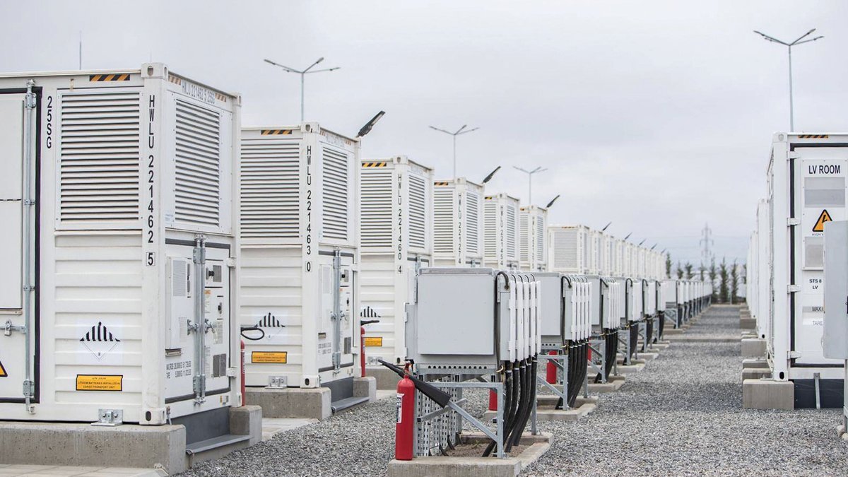 EnergyInReview's tweet photo. Energy Storage Becoming the Centrepiece of Energy Transition

https://t.co/5kjkiTn9qC

Romania Picking up the Pace, Bulgaria Emerging as a Regional Leader https://t.co/UT7asjpwi9