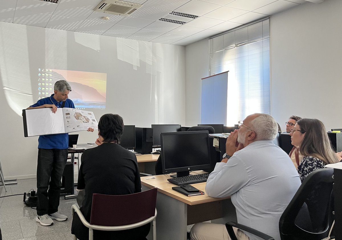 CSM_DID's tweet photo. 🏠✏️ #LivingSpacesHub: ieri a Poggibonsi abbiamo presentato i risultati del corso Interior Designer. 9 qualificati su 16 iscritti, 600 ore di cui 180 di stage in 8 aziende del territorio 👏
Finanziato da PR FSE+ Toscana 2021-2027 https://t.co/ZRUVjxXHvM