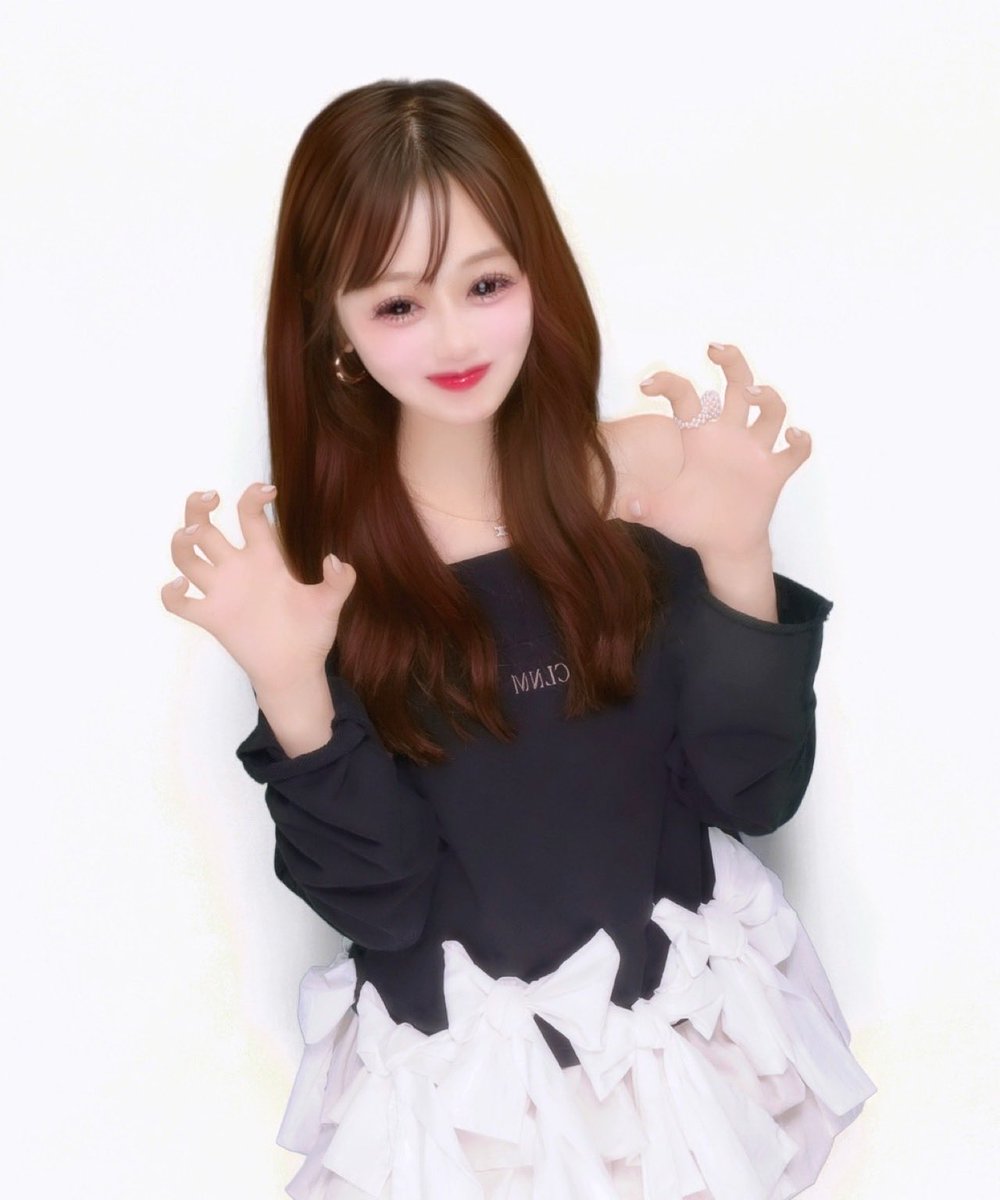 ponpon___2008's tweet photo. 初めてマネージャーさんと、プリ撮りにいったついでにピンプリ笑＾＾

最後の写真とかみんなとプリ撮ってる風笑笑笑 https://t.co/v451B88LWo