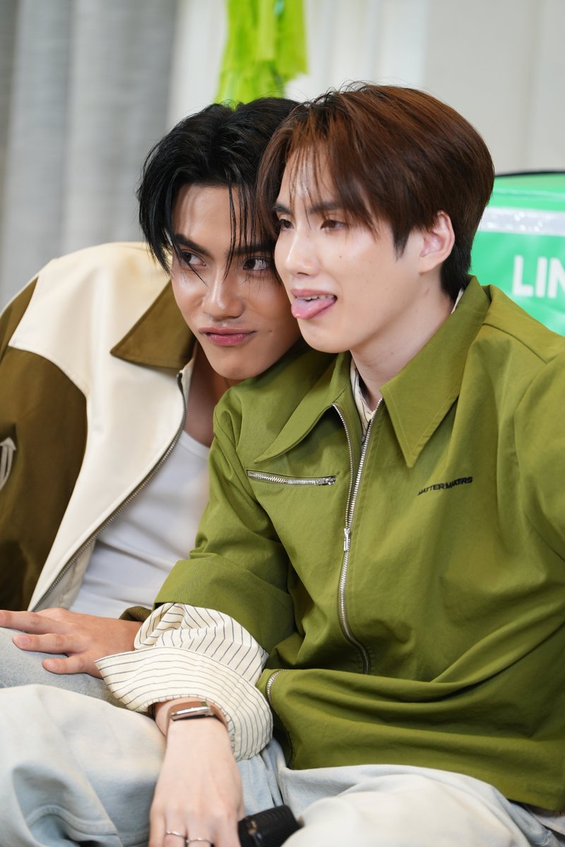 LINEMAN_TH's tweet photo. คู่หูนี้พากันน่ารักอีกแล้ว

📲 https://t.co/8sgrxlXKSW

BUS LIVE WITH LINE MAN
#LINEMANถูกสุดทุกวันwithBUS
#LINEMANถูกสุดทุกวัน
#LINEMANWongnaiUsersChoice

*เงื่อนไขเป็นไปตามที่ LINE MAN กำหนด ตามข้อกำหนดที่ได้มีการเผยแพร่ตามช่องทางเว็บไซต์ https://t.co/jyA7WfdAv6 https://t.co/EnyeEIpG2W