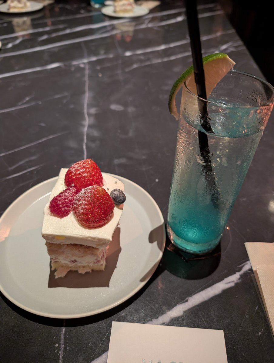 LUNA0929INO's tweet photo. ハーフアップいのさま、めっちゃかっこよ🫶🏻️︎💕😍✨
素敵な時間をありがとう❣️
#INORAN
#thankyouday https://t.co/sHY8Xw6WaG