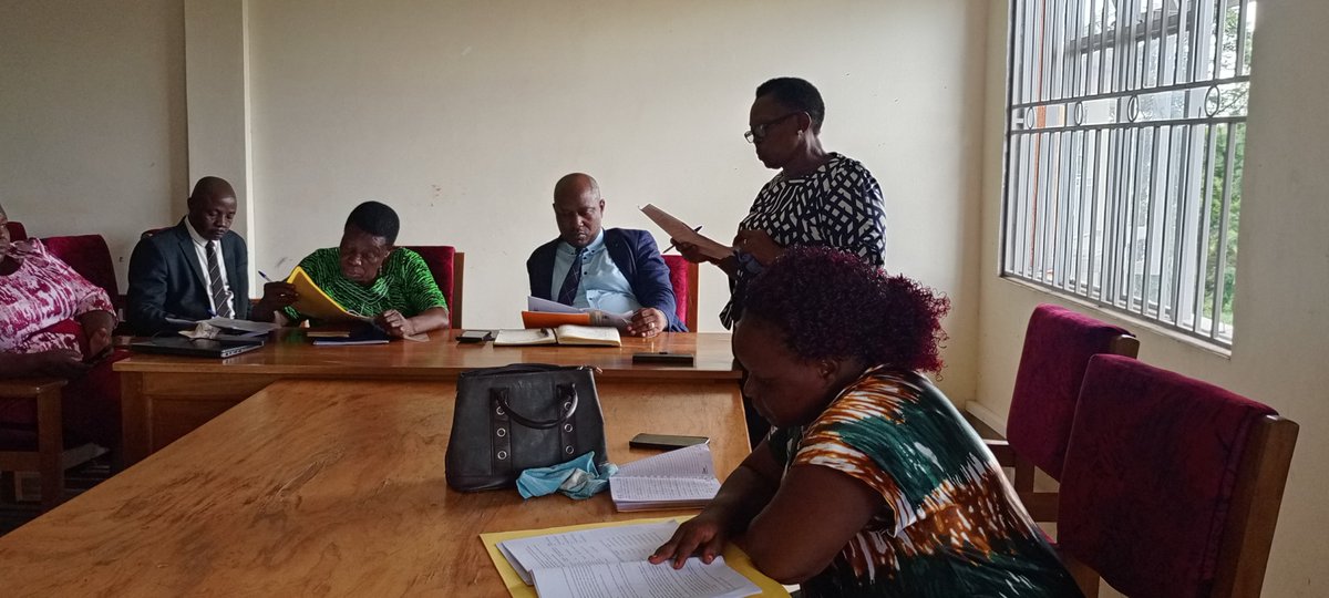 Bulambuli_LG's tweet photo. Day two committee meeting is in progress at council Hall now. https://t.co/yxhL5mkJdP