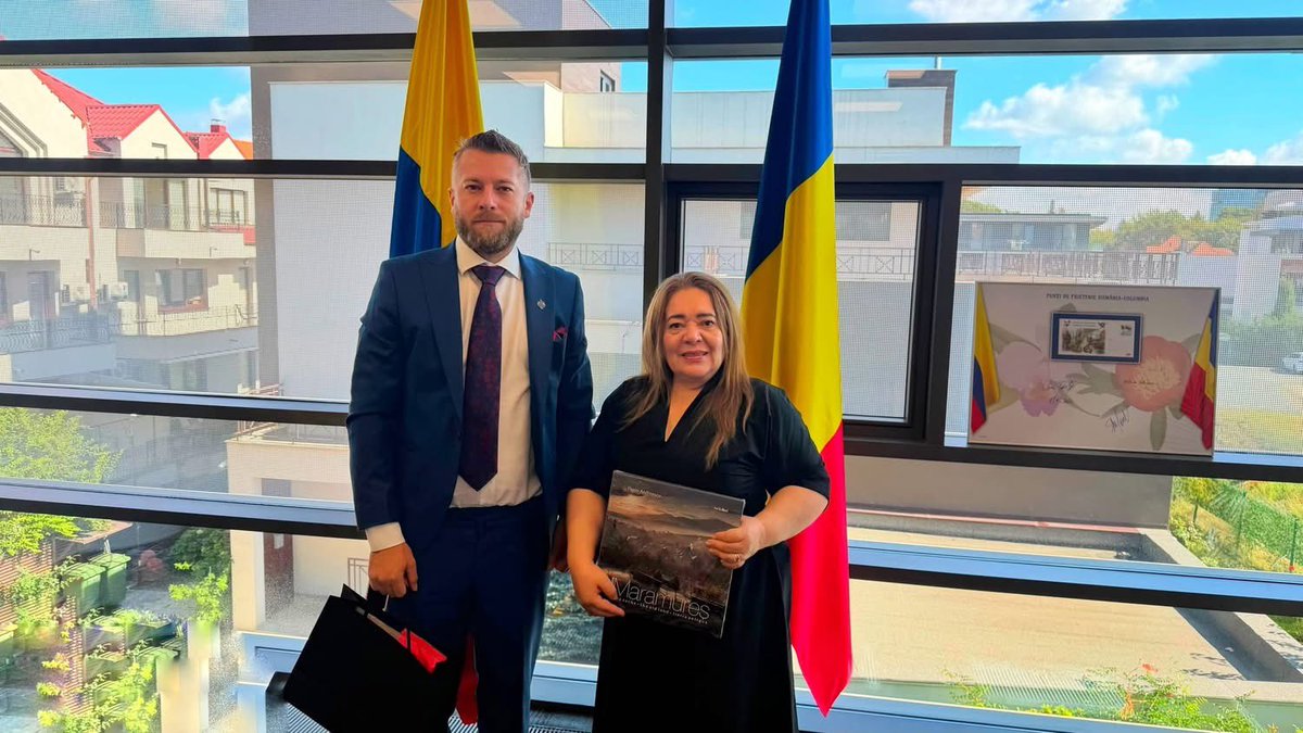 Calin__Groza's tweet photo. 🇷🇴🇨🇴 Dialog și noi oportunități de colaborare între România și Columbia.

Am discutat la Ambasada Columbiei despre dezvoltarea relațiilor bilaterale, turism, cooperare economică și instituțională.

Diplomația înseamnă dialog, respect și construirea de parteneriate concrete. 🇷🇴🇨🇴 https://t.co/Dt5vv3LZGO