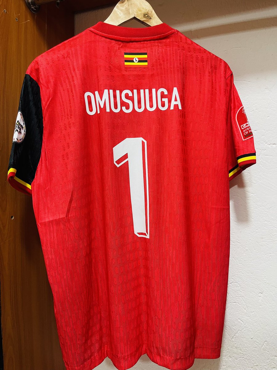 Esau_Matsiko's tweet photo. But Ugandans 🤦‍♂️ https://t.co/wBtM3HyCak