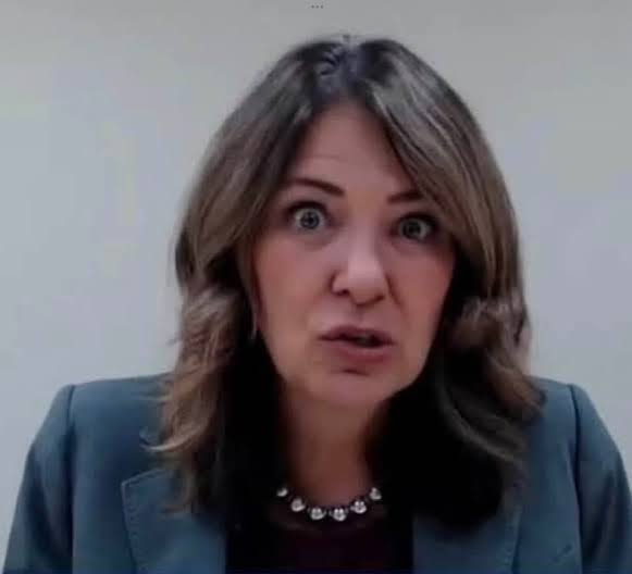 BSwirlsi's tweet photo. Sooooo, if the Referendum fails, can we force the UCP out for Govermental Malfeasance? #AskingforME https://t.co/AWFSPF1UQg