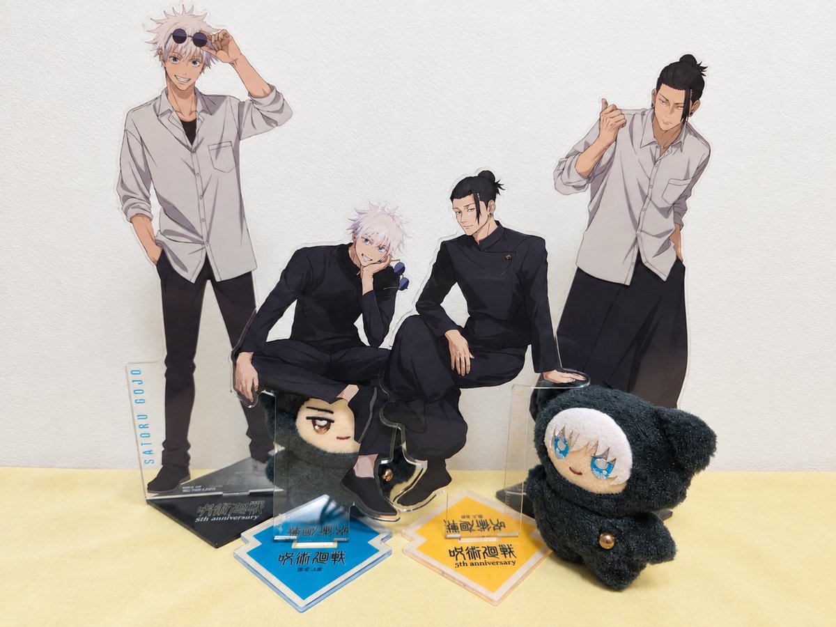 051051b0's tweet photo. ちみ五、撫でて貰ってデレデレ🤭
忄吾の下からすぐゐが見てますよ～ https://t.co/p4gUk2264c