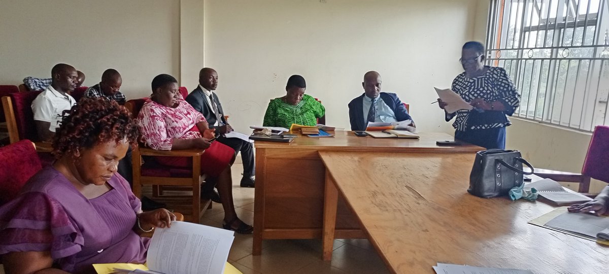 Bulambuli_LG's tweet photo. Day two committee meeting is in progress at council Hall now. https://t.co/yxhL5mkJdP