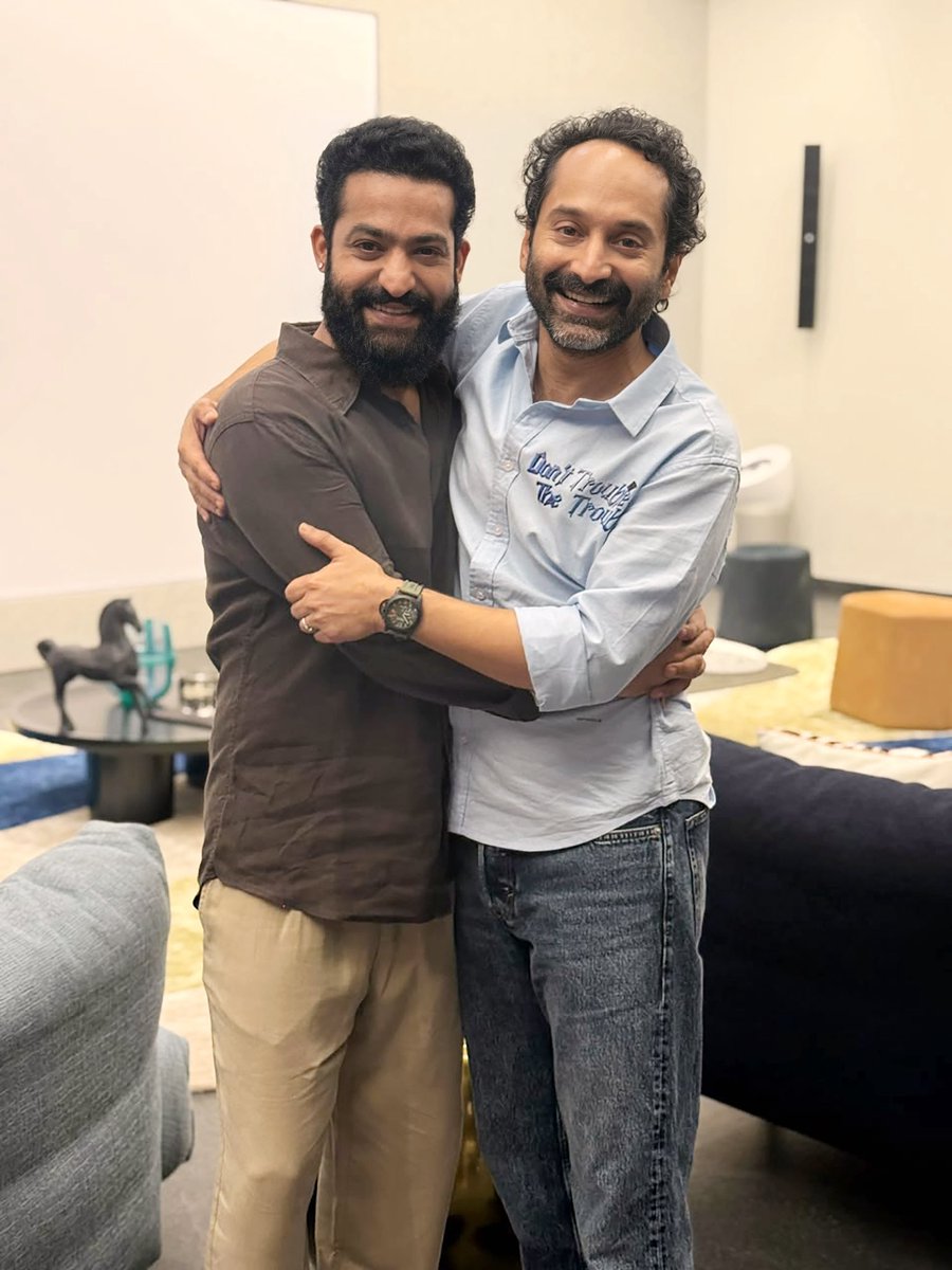 fizz_nandamuri's tweet photo. abbaaaa tigeruuuuuu 🤤🤤
boggu poosthe terr0rist maadhiri untav 🐉🔥 https://t.co/5bjJip0gsr