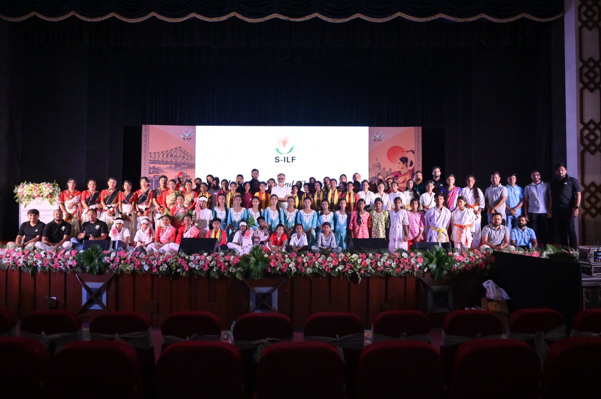 SILFIndia's tweet photo. "Learning Beyond Classroom – Celebrating Talent, Confidence and Culture" 🌟✨

On Sep 26 at Science City Auditorium, Kolkata, ASLC children from WB, Bihar, Jharkhand & Odisha showcased their incredible talent & cultural heritage! 🎭🎶

Honoured to have Ms Sujata Sen (CEO, Future Hope Foundation) as Chief Guest alongside Mr @gaurabsen (CEO, @silfindia). 

A magnificent celebration of holistic youth growth! 🌸

📌 ACTION POINT:
Retweet 🔄 to celebrate these talented young stars & support learning beyond textbooks! #HolisticEducation #ASLC #SILF #YouthPower