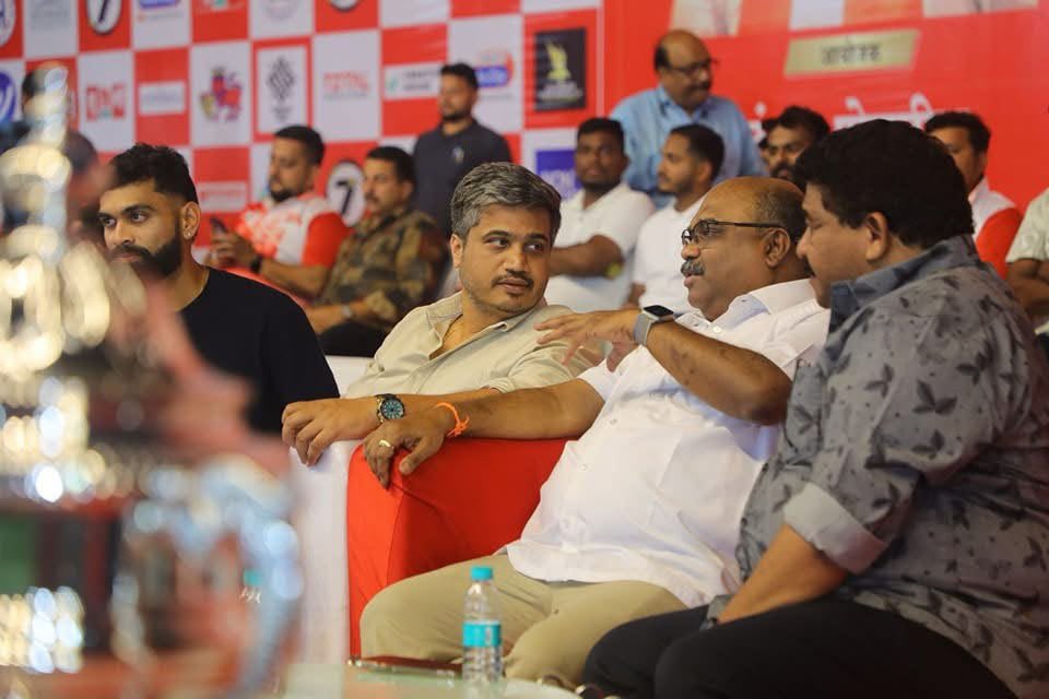 advanilparab's tweet photo. राष्ट्रवादी काँग्रेस पार्टी (शरदचंद्र पवार) पक्षाचे प्रदेश सरचिटणीस, आमदार श्री. रोहित पवार जी यांना वाढदिवसाच्या मनःपूर्वक शुभेच्छा!

आपणास उत्तम आरोग्य, दीर्घायुष्य आणि जनसेवेसाठी अखंड ऊर्जा लाभो, हीच सदिच्छा.

@RRPSpeaks 
#RohitPawar #HappyBirthday #Maharashtra https://t.co/QHB5IM5639