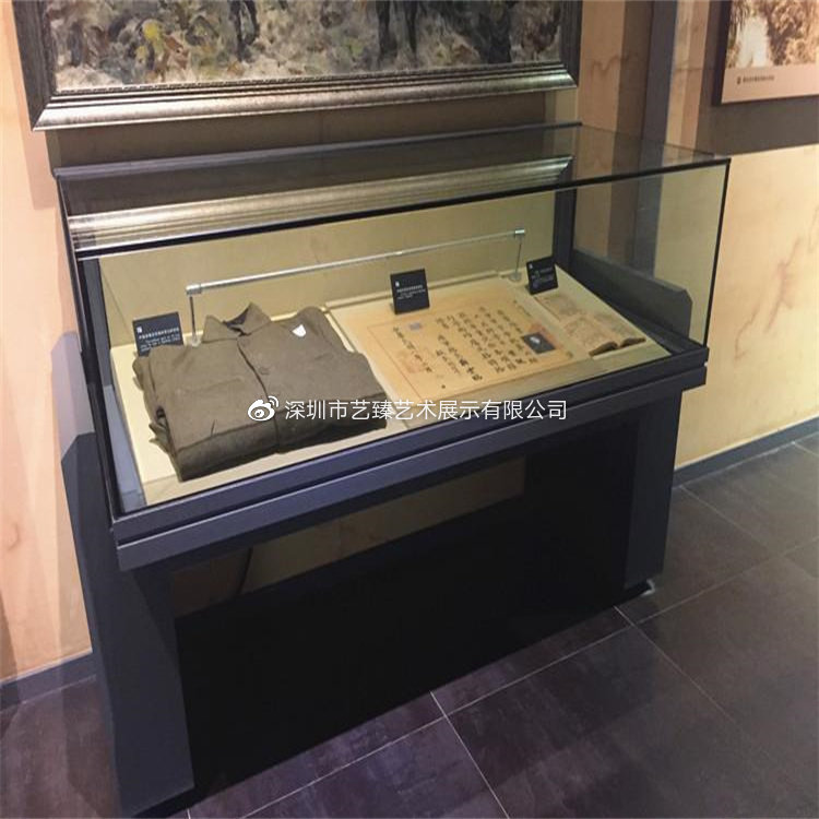 CindiyTia's tweet photo. [Today I visited a special exhibition, passing by rare cultural relics from the right side of the museum - those fascinating exhibits make me feel full of joy and quiet warmth. Although I can't pronounce their unfamiliar names, their unique beauty is impressive!]， https://t.co/anwCW2qvPf