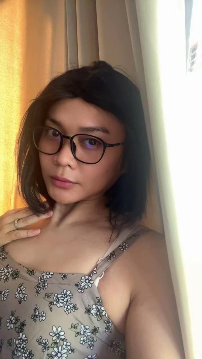 cicifemboy's tweet photo. Adakah yang mau temenan kah berondong fit jaksel/depok sama femboy? Muehehe DM aja fotonya. Pengen cuddle semaleman sambil manja2an 🥹 #femboy #cder #crossdresser https://t.co/vbUT07xKRD