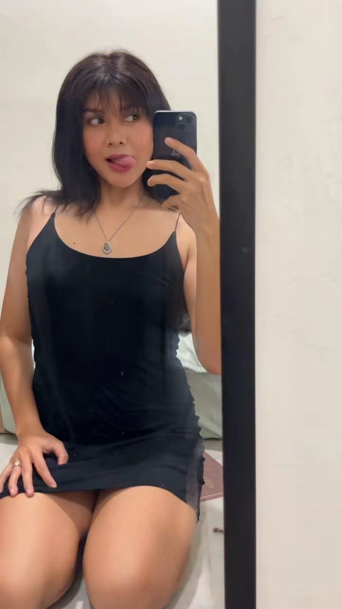 cicifemboy's tweet photo. Adakah yang mau temenan kah berondong fit jaksel/depok sama femboy? Muehehe DM aja fotonya. Pengen cuddle semaleman sambil manja2an 🥹 #femboy #cder #crossdresser https://t.co/vbUT07xKRD