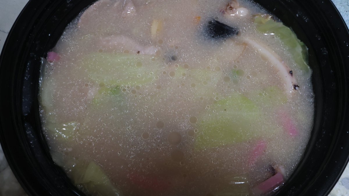 Fura_Forest's tweet photo. 長崎海鮮ちゃんぽんうどん(´・ω・｀)
キャロライナリーパープラス(´・ω・｀)
フライドポテト(´・ω・｀)
#Gaia民はメンテとか関係なく飯テロ画像を貼る https://t.co/yFzGyyKtFW