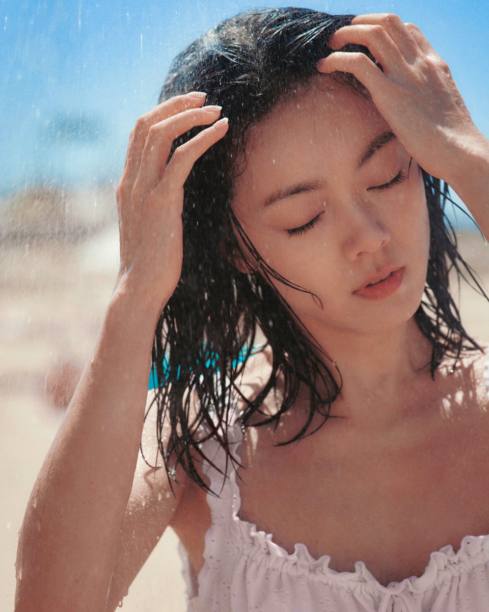 randmpersonjk's tweet photo. 2026.09.29
zjm studio | Weibo

Go experience it, go explore it, go ride the waves.

May your world always be vibrant and exciting, always free and spirited, and always have the courage to toast with life.

#ZhaoJinmai 🌾 #赵今麦  
#ZhaoJinmaiTurns24 https://t.co/LFfpz4IVCa