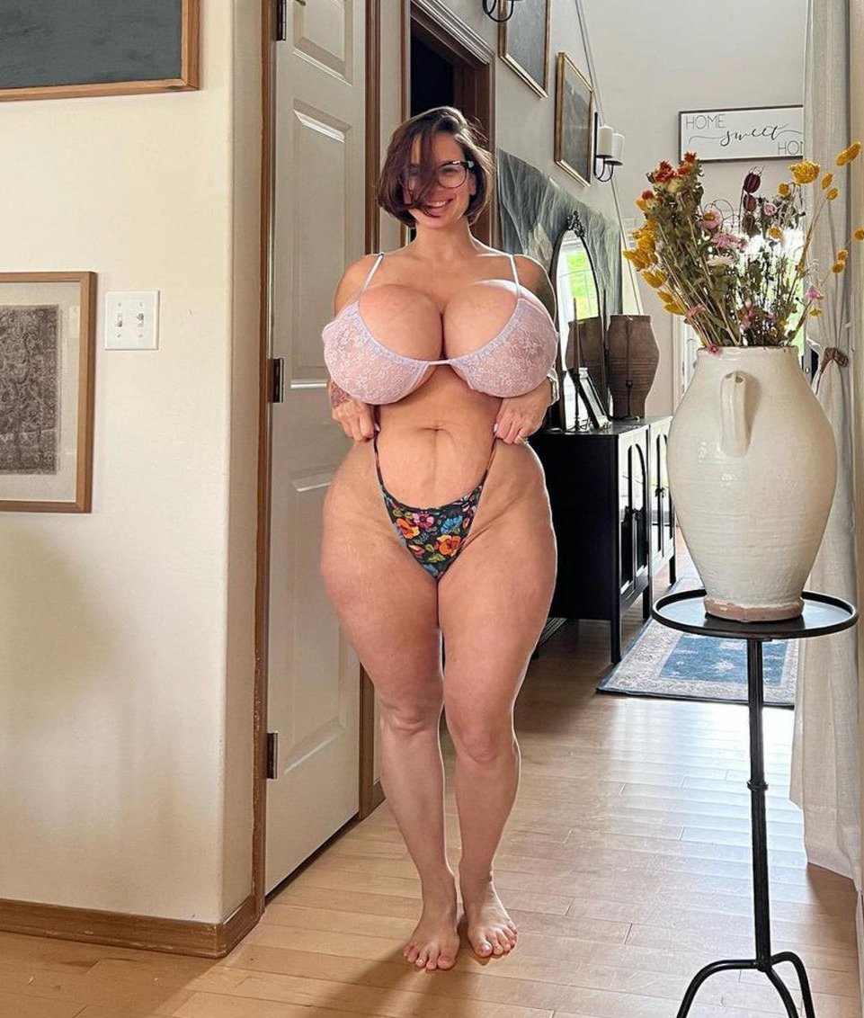 ArvinderSigys's tweet photo. who is handle my cute boob
im single Woman want real person as friend https://t.co/n6EkkWfv6j