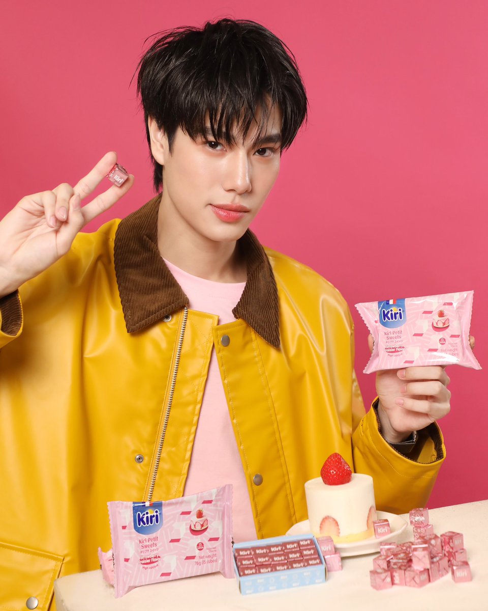 imavikur636's tweet photo. ผมดำตาสวยยิ้มหวานกรามชัดหล่อเหลา🤧🫠 https://t.co/VF8En93hD7