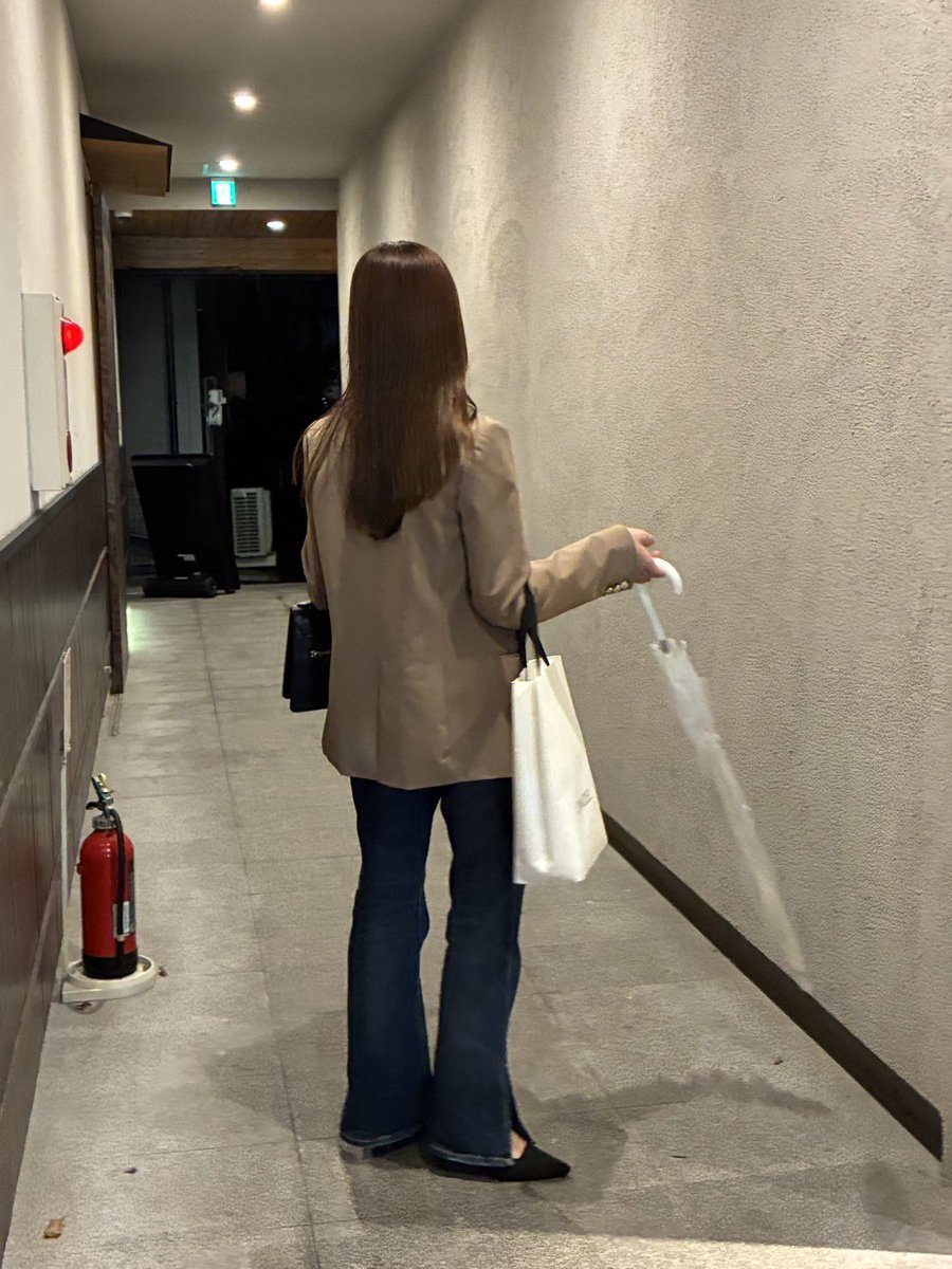 newkawakonb's tweet photo. 友達の彼氏に会う日の服(ㅎᴗㅎ ) https://t.co/KH1rWWYowr
