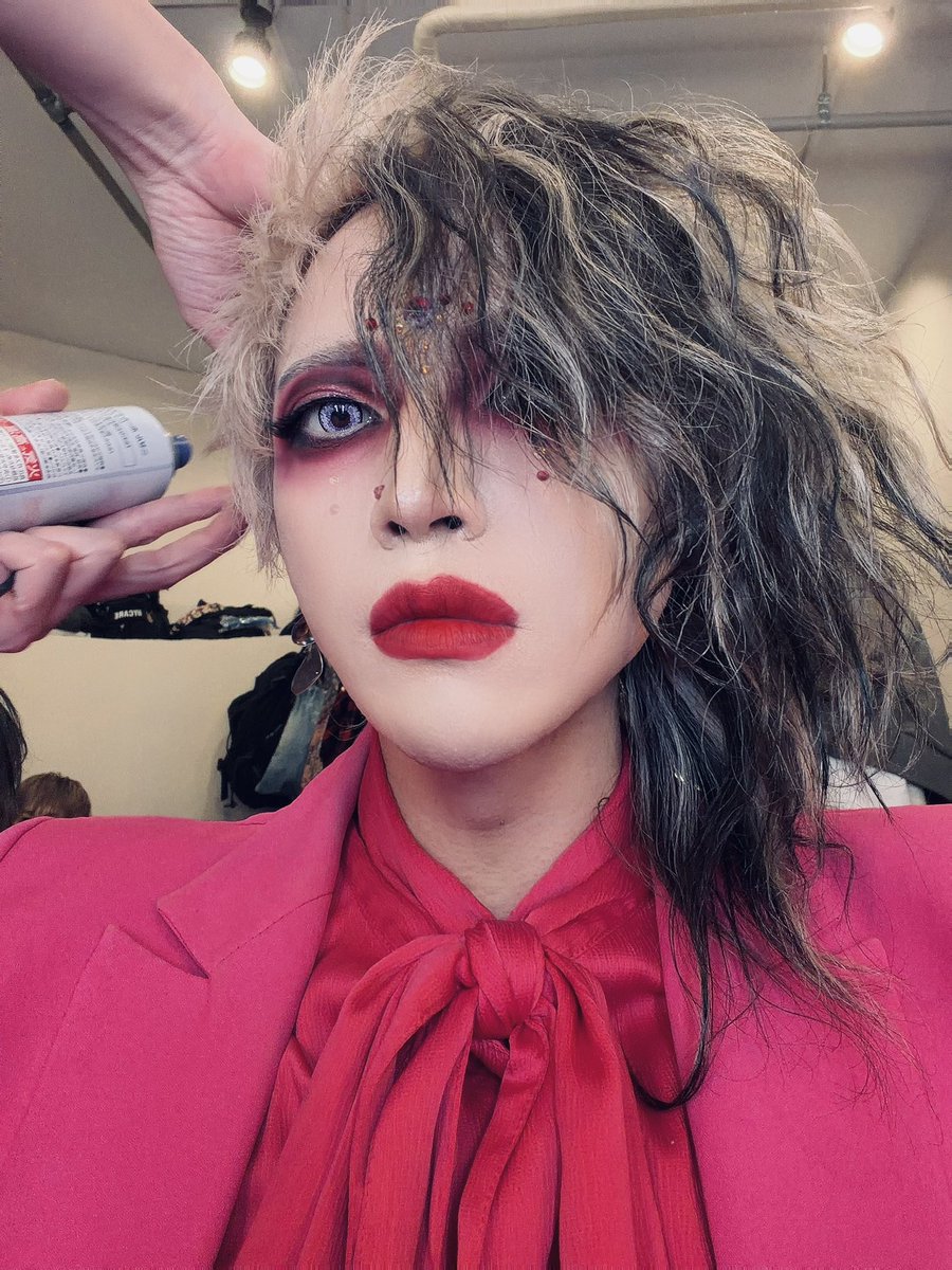 Ryoga_britannia's tweet photo. RAZORもTHE MADNAもすこぶる熱かった。

BugLug、呼んでくれて心からありがとう。

涼太、ゆっくり休んだら、また対バンしよう。 https://t.co/KSVJTXAiA2
