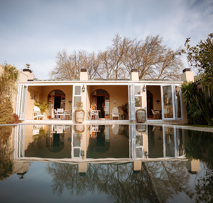 HolidayStaysZa's tweet photo. FHK Farm Cottages self-catering in Franschhoek, Western Cape with en-suite bathrooms, daybeds, fully equipped kitchens, braais, patios.

https://t.co/waZ2nGHShC https://t.co/OC0ZVjgdcy