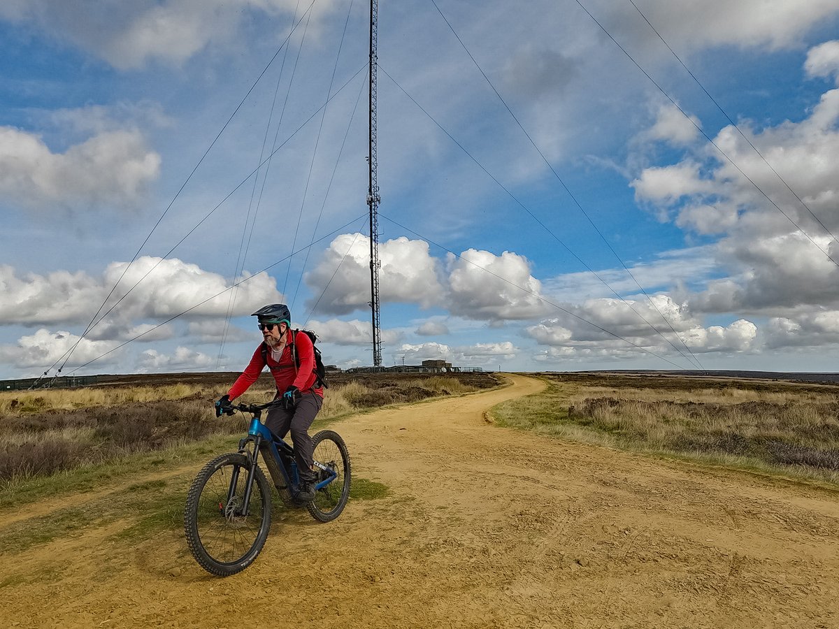 JlphotoV's tweet photo. Another lovely autumn day in North Yorkshire
@TotalMTB_ @MTBTalk @nns_mtb @Absolutemtb1 #justride #worklessridemore #mtb #terratrailblazers #mbtshotz #lifebehindbars #YIRide @northyorkmoors #northyorkmoors
@cycletography @OPOTY #GrimUpNorth https://t.co/6NjfUDYofC