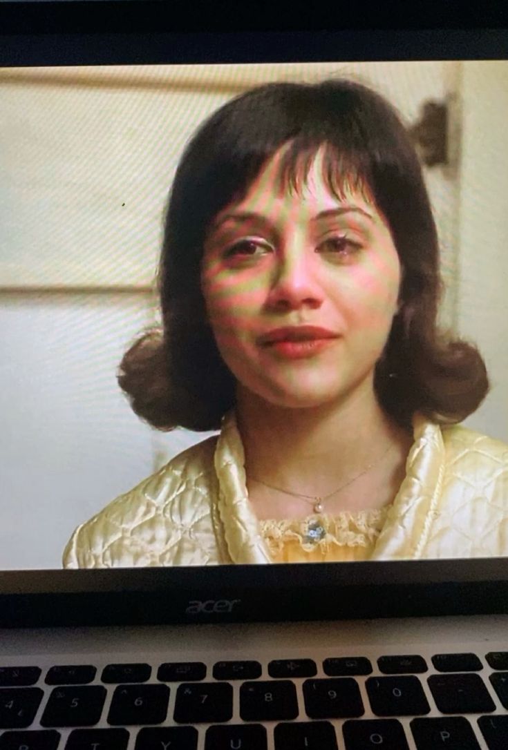 thinnestdolly's tweet photo. daisy randone . . . they didn't deserve you <3 https://t.co/PczPyXjOBt