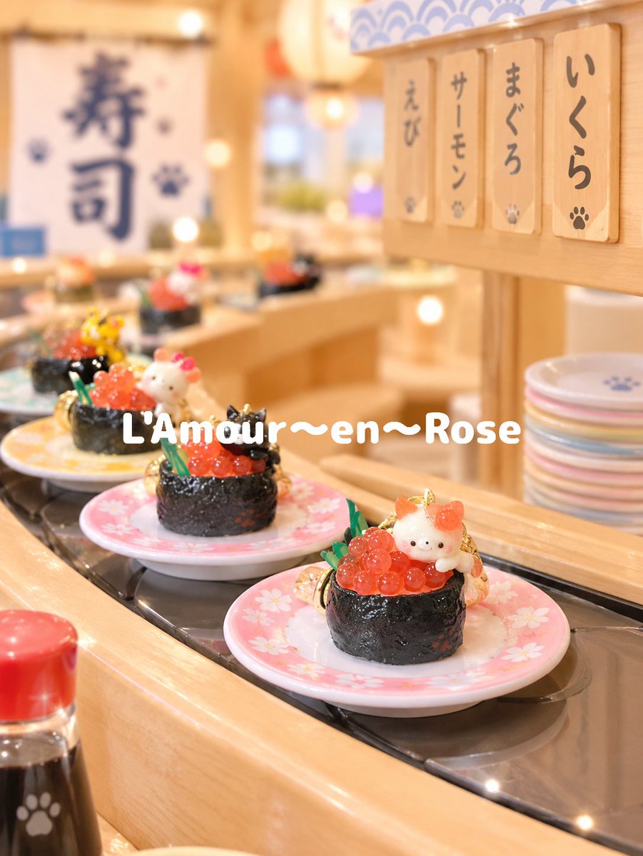 Lamourenrose22's tweet photo. 🍣金沢ハンドメイドマルシェ🍣
お品書きその➁

🍣10/3(土)
🍣ブースF21(角✨)

🍣たかにゃ寿司🍣
いくら(小&大)

いくら好きな人手を上げて🙋‍♀️(笑)takaはだーいすき♥️
そんなわけで、いくらてんこ盛り(笑)←またまた強欲

みんなは？ど���がすきかなにゃぁ？？🍣

ぱぐただけ、いくらに埋もれておる(笑)

#金沢ハンドメイドマルシェ