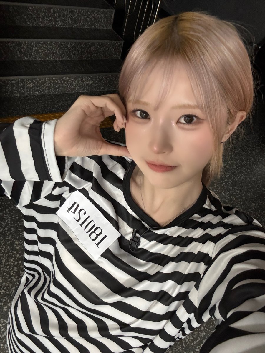 selfietimeid's tweet photo. Happy Hayoung Day! 🥳💜

Yuk kasih ucapan manis buat idol multitalenta kesayangan kita dari fromis_9 ini di kolom reply! 🥰

Kamu juga bisa bikin frame ulang tahun idola favoritmu di Selfie Time secara gratis lho! ✨

#selfietimeid #SONGHAYOUNG #fromis_9 #HAPPYHAYOUNGDAY https://t.co/m5w4W8cKut