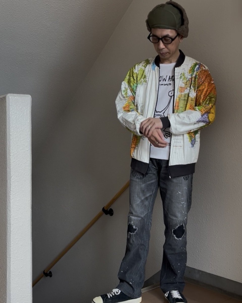 nextone1977's tweet photo. 大好きなカート。リスペクトなエゾカジ♪

 Tops: Map Print Paper Jacket
 Inner: Daniel Johnston
 Bottoms: Number (N)ine Grunge Denim
 Shoes: 90s Jack Purcell
 Cap: M-51 Pile Cap
⁠#VintageTyvek⁠ #NumberNine #DanielJohnston #JackPurcell #古着 #靴好き https://t.co/mk0B8okcyD