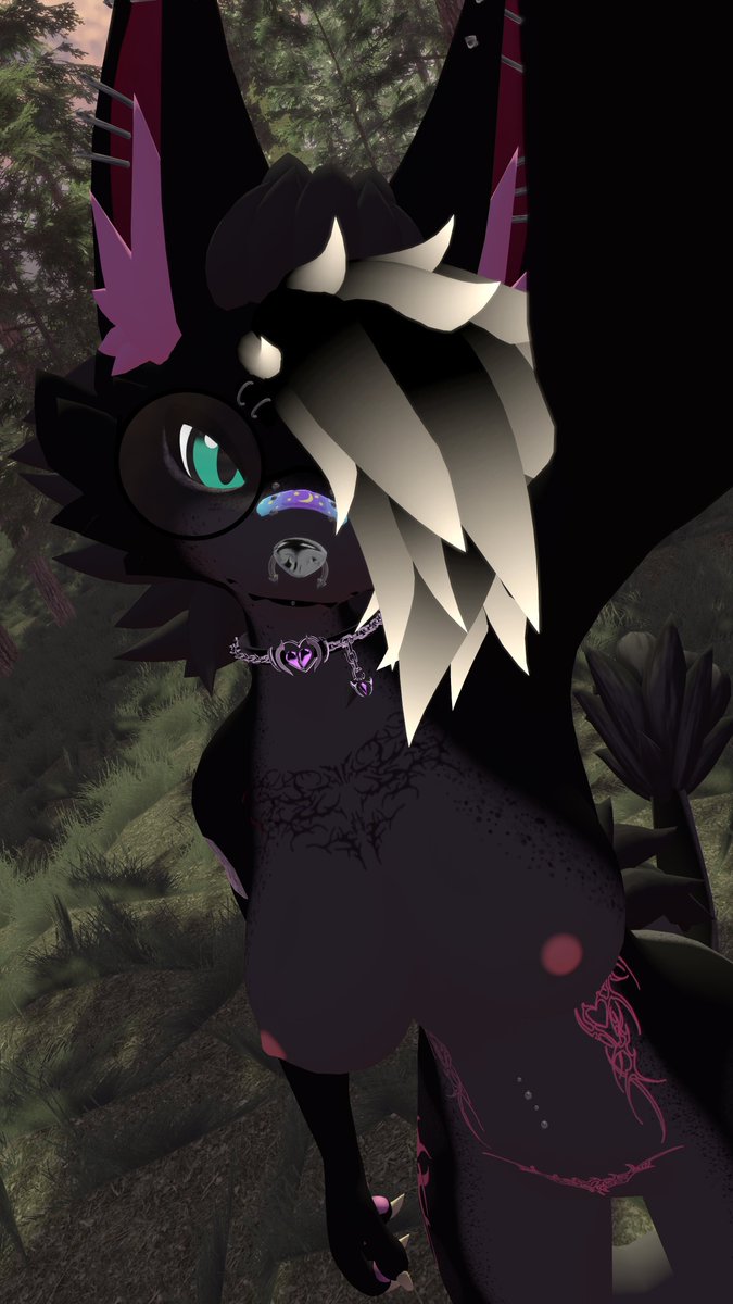 dannie_deer's tweet photo. someone take a walk with me through the forest, no ones around to hear us~~ https://t.co/3ujABUMvO3