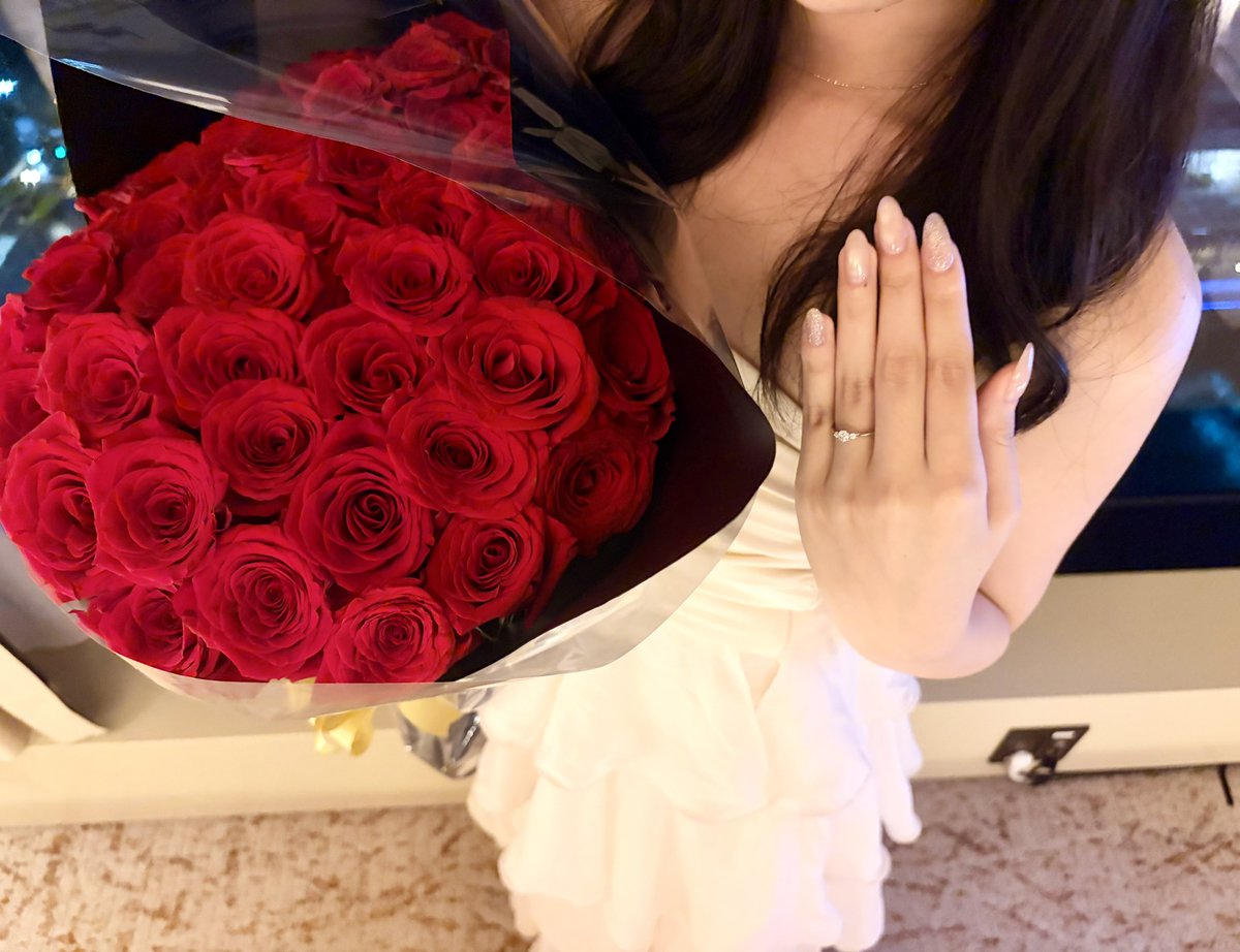 SenaAIy's tweet photo. プロポーズしました💍 https://t.co/Gc5pPdXZnm