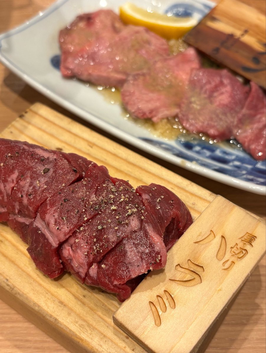 UtaSakuraba's tweet photo. 昨日は焼肉連れてってもらって、今日は家でロービー！誕生日最高！肉最高！
食う肉の日に生まれて良かった🤤 https://t.co/fbHiujS3CU