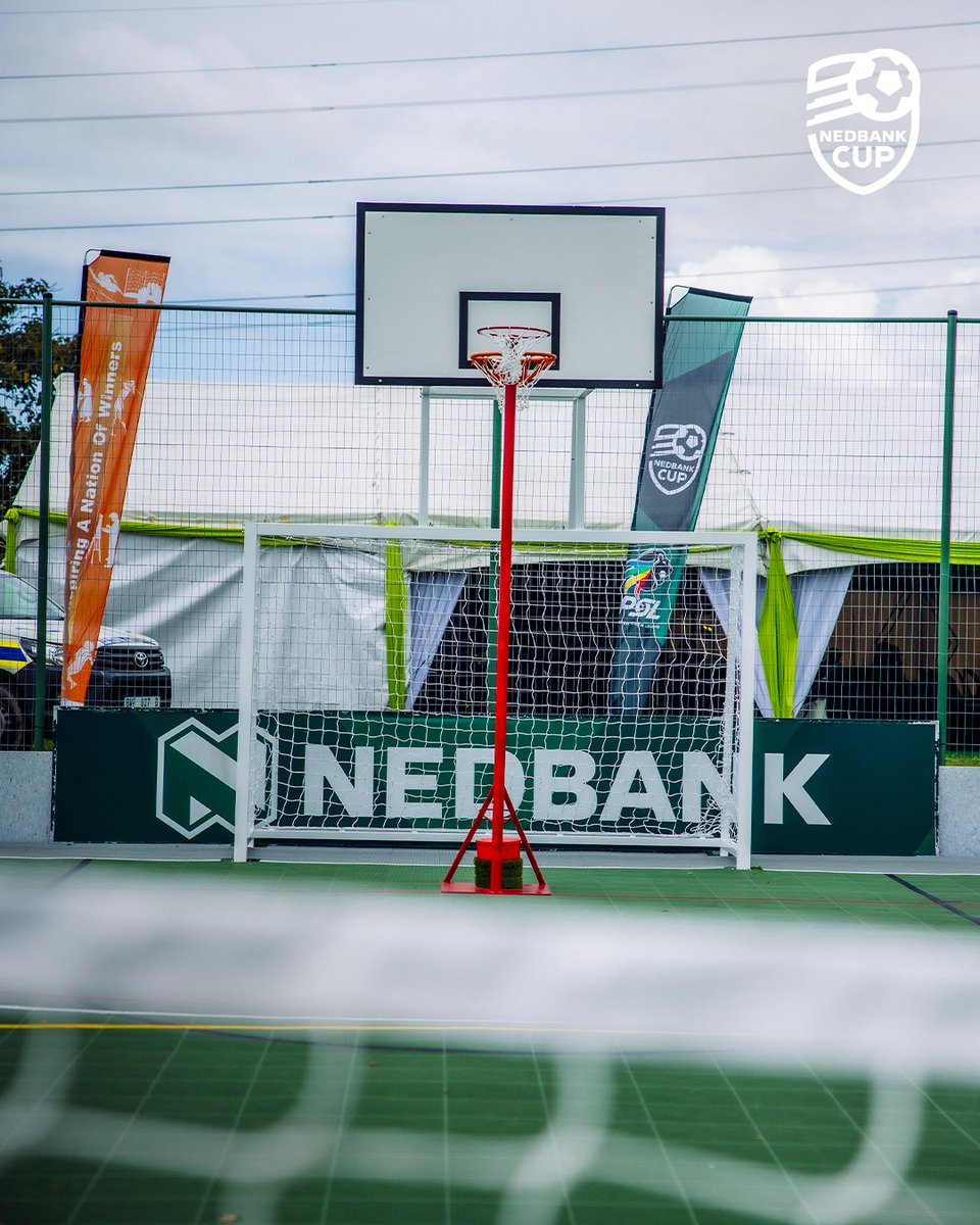 nedbanksport's tweet photo. Oceanview Primary’s new multipurpose court gives over 370 learners a dedicated place to take part in sport and build confidence. ⚽🏆 https://t.co/bsFJ1wsTfn