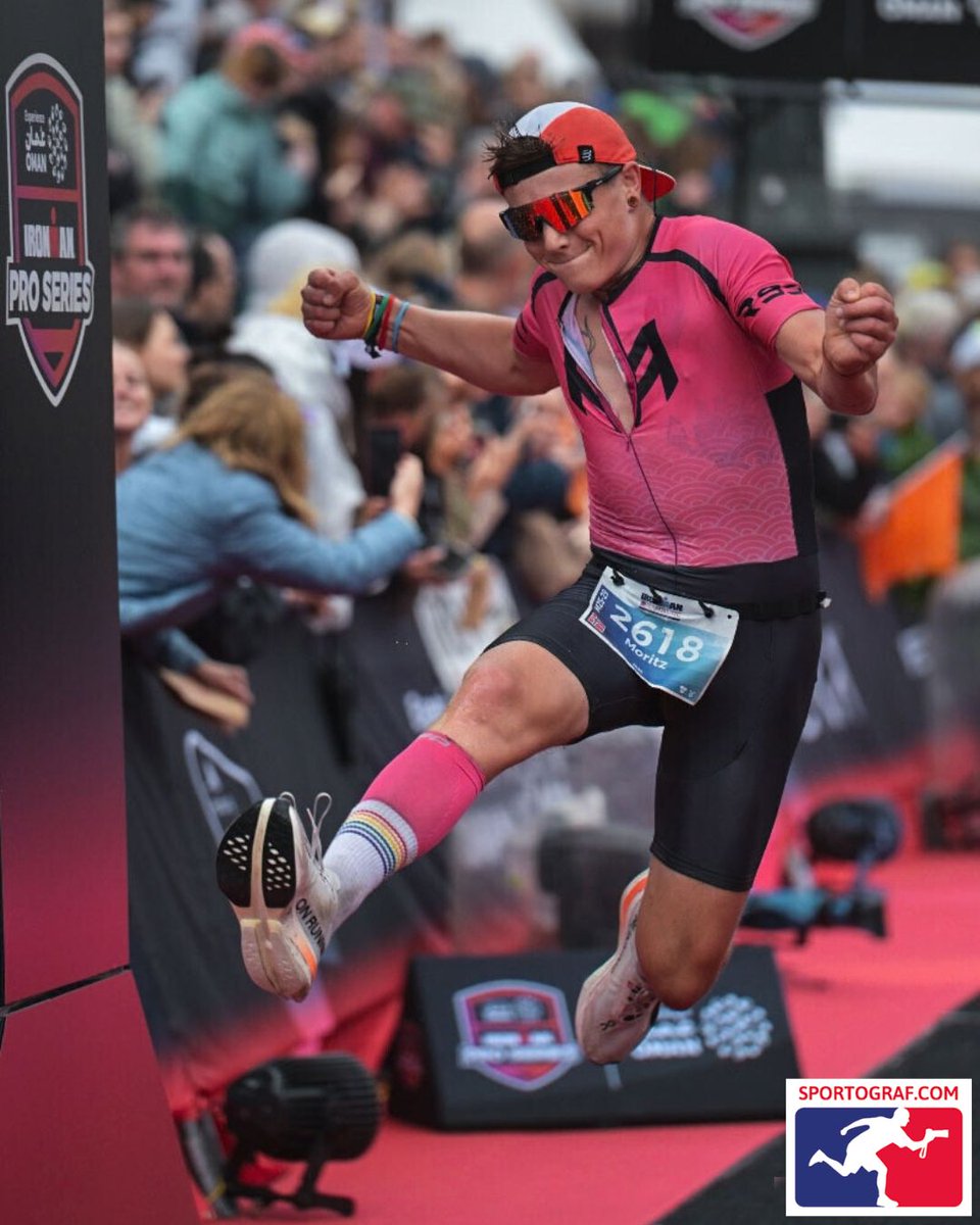 RsscsportsTeam's tweet photo. Swim. Bike. Run.

Then hit the finish line like you didn’t just spend hours negotiating with your own legs. 😂

Huge shoutout to @mini_morimi and that custom tri suit. 💗

#rsscsports #triathlon #customtrisuit #swimbikerun #triathlete #finishline #raceday #triathlonlife #trisuit https://t.co/GeHuT8OvGZ