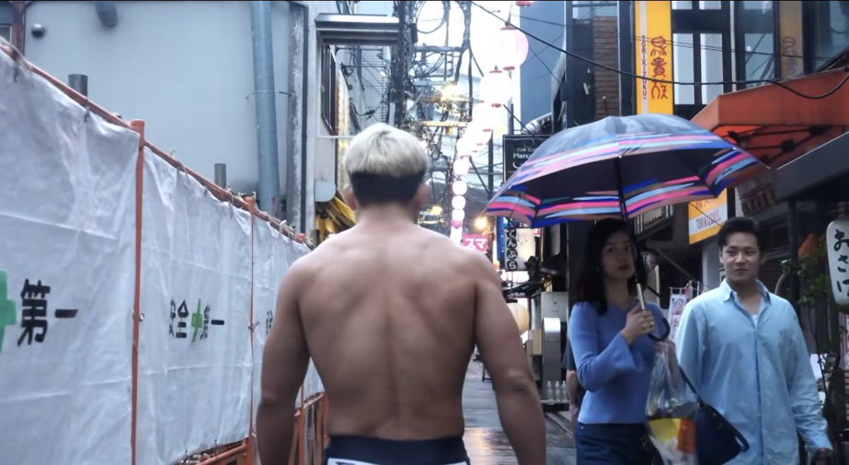 MAC_MMA_'s tweet photo. 堀江のやつAIも疑ったけど通行人にもガン見されててガチだったのクソ笑った https://t.co/Fs4KEBid8Y