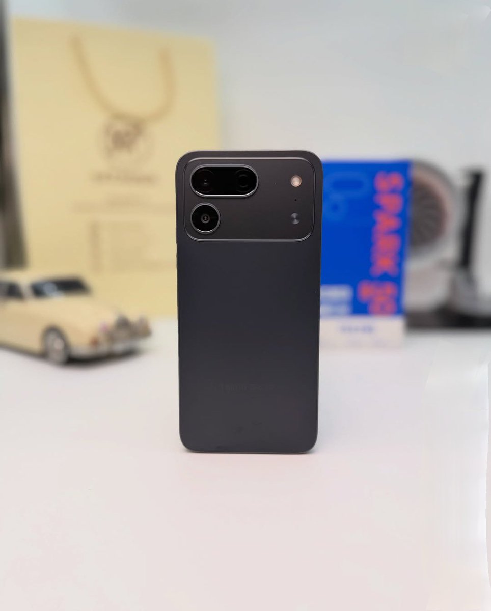 PhoneHomeKE's tweet photo. Tecno Spark 50 pro 🆕 
 
Android 16
CPU: MediaTek Helio G100 ultimate (6nm)
📸50MP
📸8MP
Side mounted 🫆
🔋5600mAh, 60W

Variants;

4/128GB - Ksh. 22,000
Deposit: Ksh. 4800 Daily: Ksh. 115

4/256GB - Ksh. 26,000
Deposit: Ksh. 5700 Daily: Ksh. 135

☎️ 0701688957

#tecnospark50pro https://t.co/otlQ1qCHKv