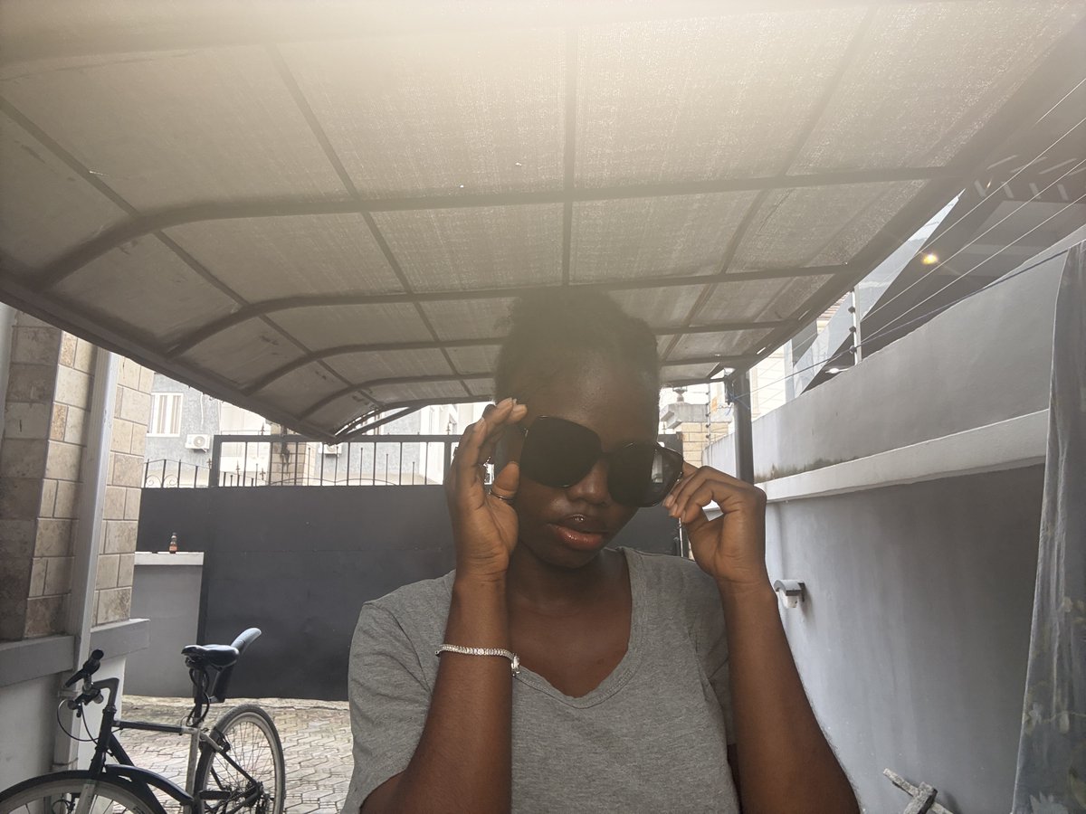 winnerojotule's tweet photo. Cheers to a productive week 😎 https://t.co/98y4ZIYWWF