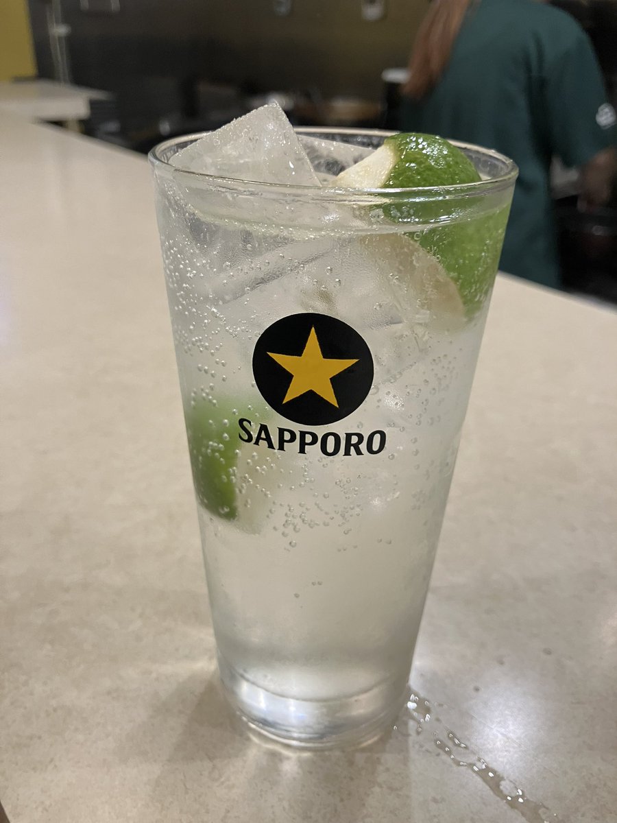 kobatakewucd's tweet photo. #らっきーせぶん
最近は、カボス中にハマってます。爽やかで、コクがあるので止まりません。 https://t.co/GAuqX0BrKs