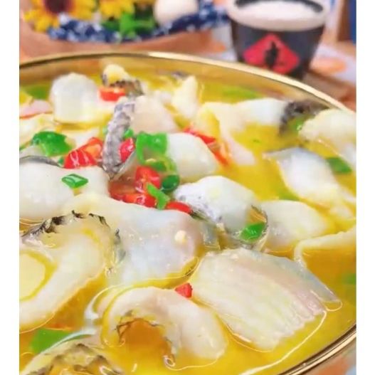 HongdaFood's tweet photo. ✅Tender &amp; smooth snakehead slices after quick blanching.
⭐Not easy to break, juicy and springy.
🐠Perfect for hot pot &amp; sour fish soup.
#HongdaFoods 🍲
#SnakeheadSlices✨
#HotpotIngredients🐟 https://t.co/MowqAkNjxY