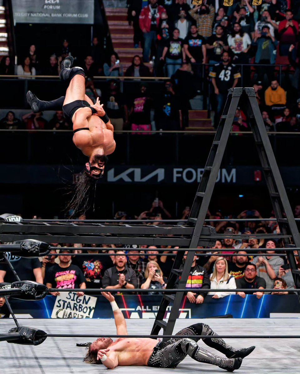 AIRGold_'s tweet photo. People who worked on WWE video games revealed that PAC had to mocap his own moves, especially the Black Arrow, because no one else could replicate his offense

(Dave Meltzer) https://t.co/c0rBEdCtYd
