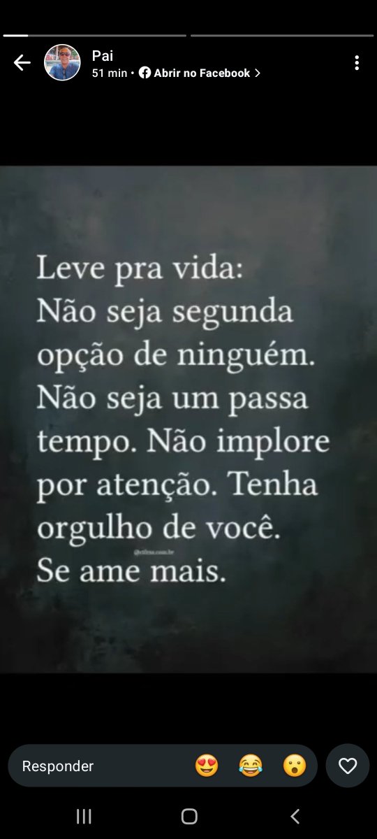aaa1504_'s tweet photo. Meu pai postando indireta pra namoradinha dele nos stts tal como um adolescente https://t.co/lr5dW35Ne9