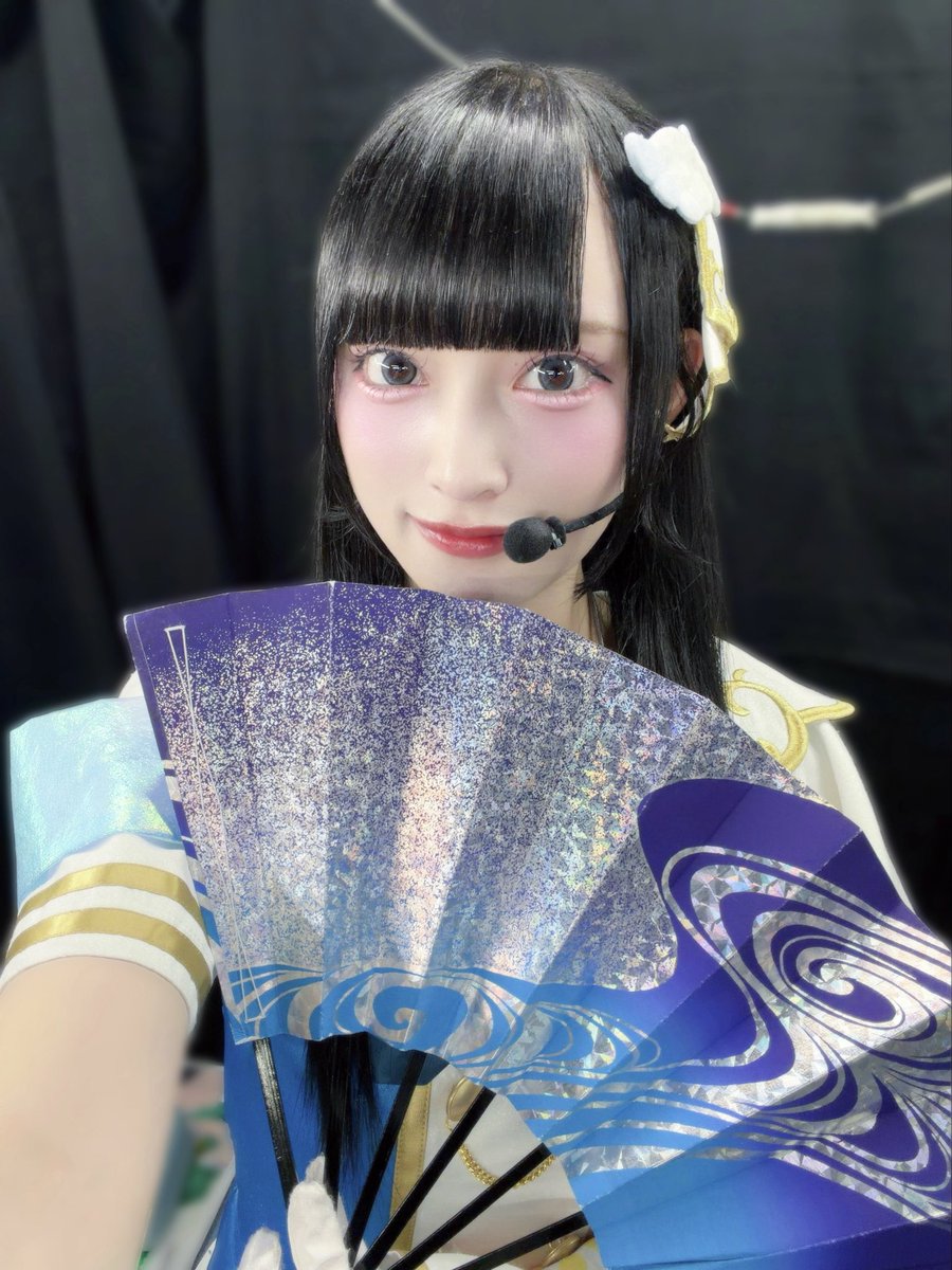 fujino_kokoro's tweet photo. Dou-Da? DOING! 衣装仕様の扇子🪭
#イキヅライブ #いきづらい部 #lovelive https://t.co/Ra4oXwCtkv